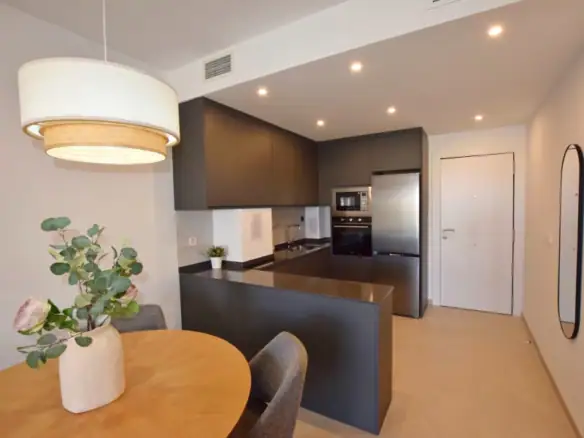 Moderne keuken en woonkamer in La Mata, Torrevieja, perfect voor comfortabel wonen.