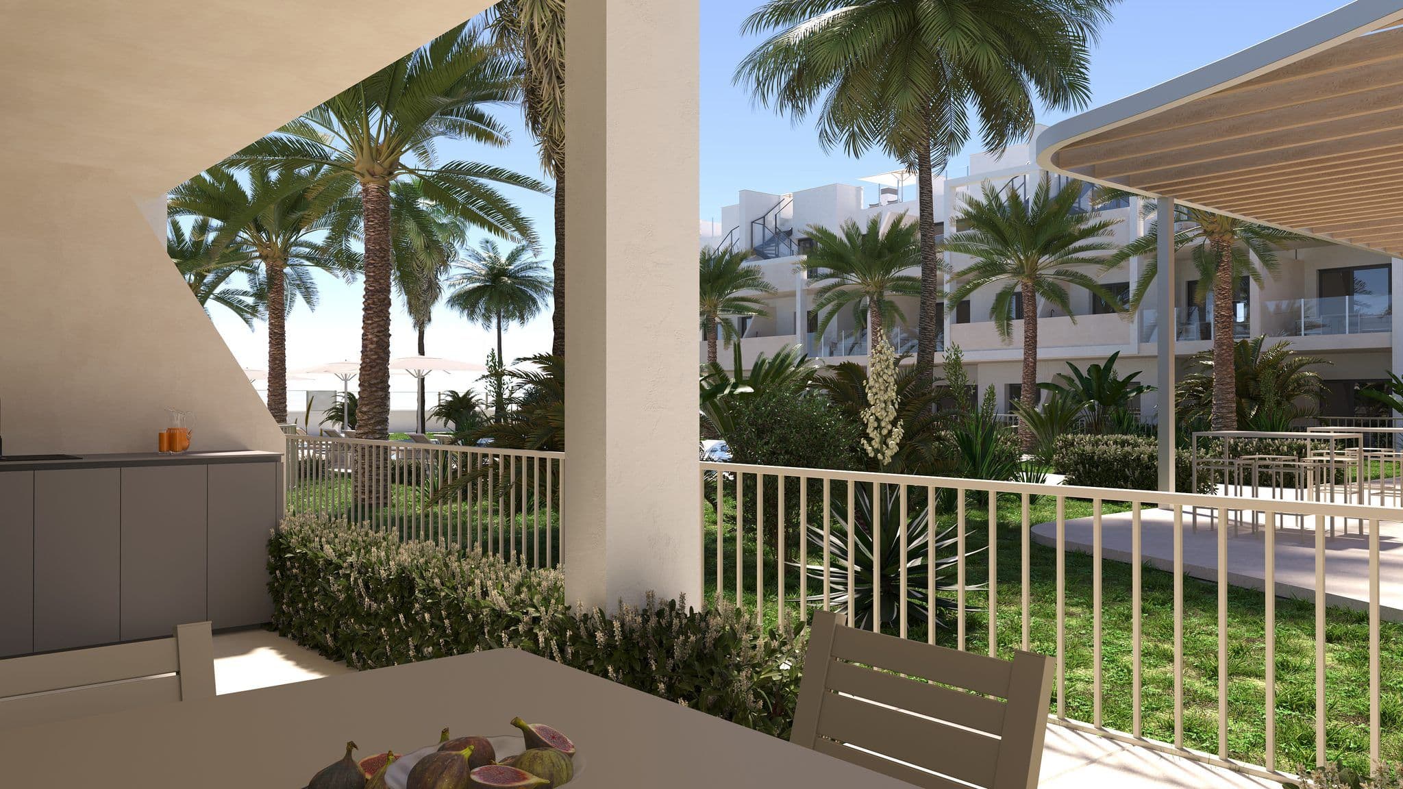 Gezellig balkon met uitzicht op tuin en palmbomen in San Cayetano.
