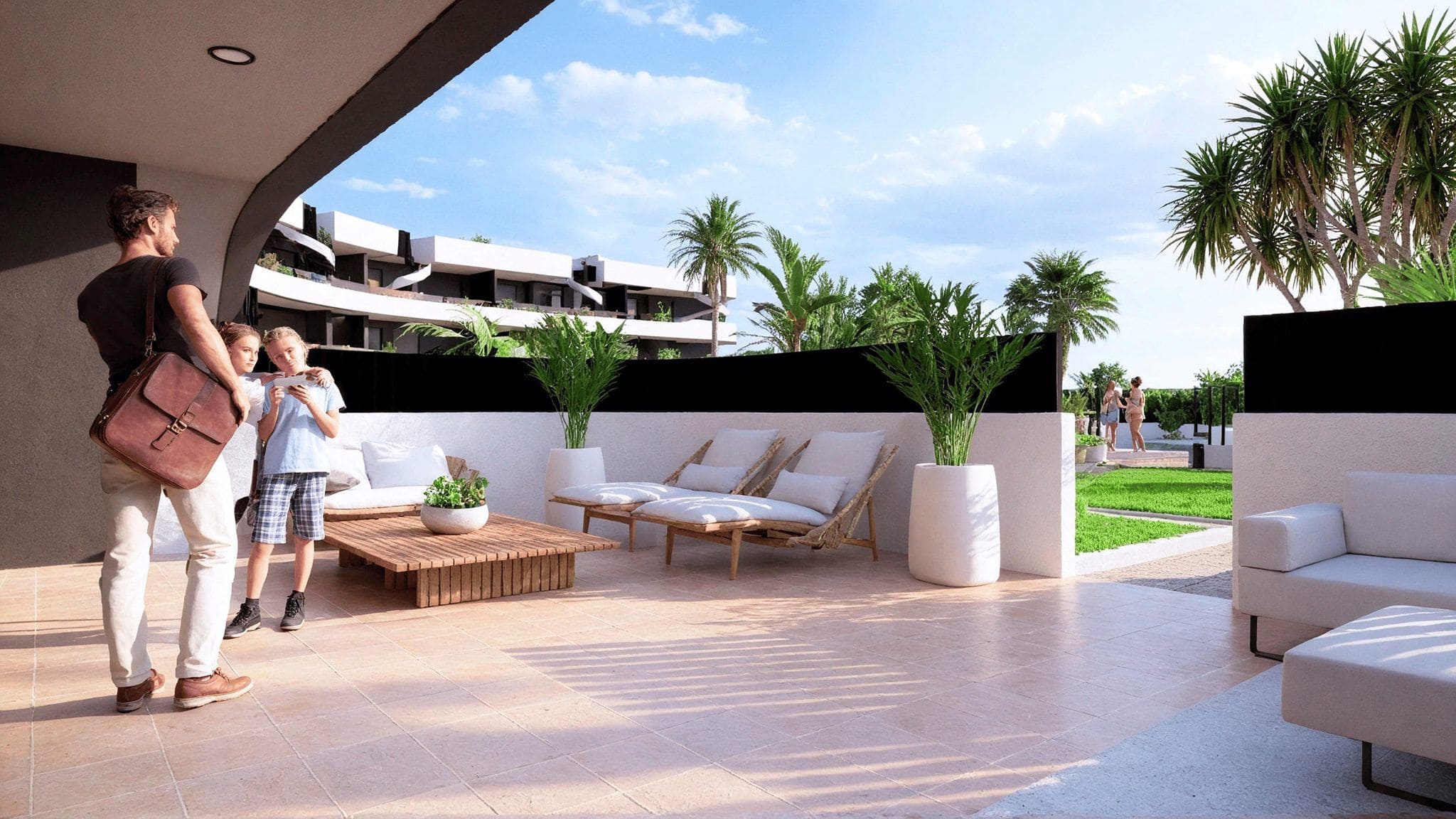 Ruime balkon met lounge en uitzicht op tuin en golfbaan.