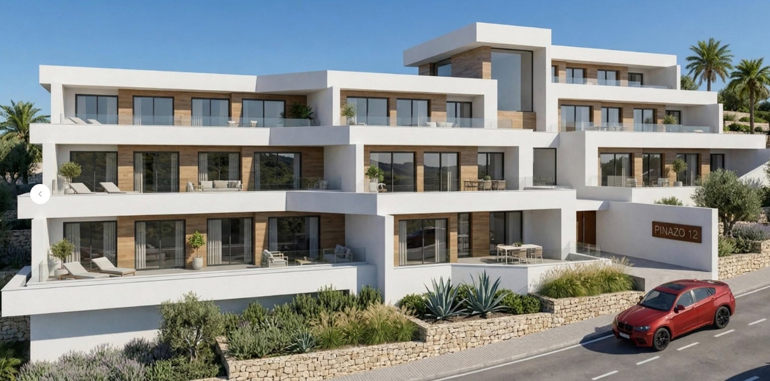 Moderne woning met uitzicht en ruime terrassen in Cumbre del Sol.