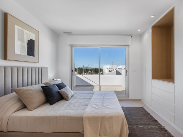Appartement met uitzicht op de stad en balkon in Dolores.