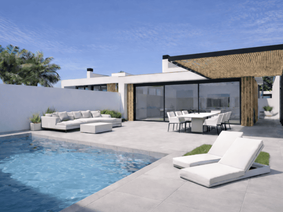 Moderne villa aan Serena Golf met zwembad, lounge en buiten eethoek.